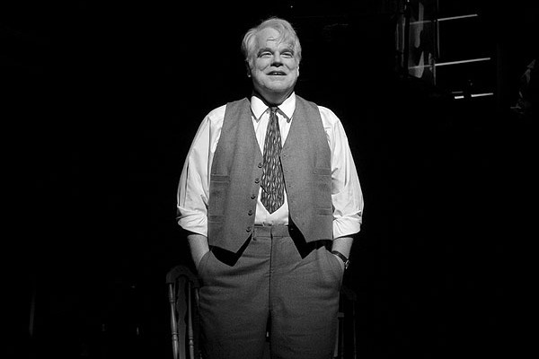 Hoffman on stage in 2012 / Photo: Broadway.com